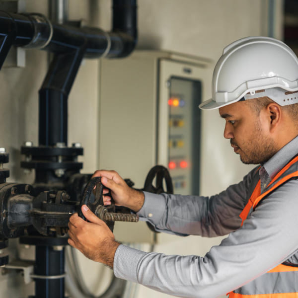 Améliorez votre efficacité opérationnelle avec des experts industriels 2 limportance-dun-atelier-professionnel-pour-vos-equipements